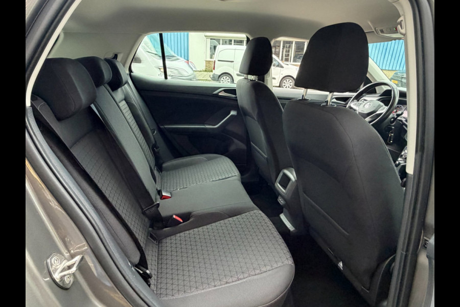 Volkswagen T-Cross 1.0 TSI Life - AUTOMAAT I Apple CarPlay / Navigatie I Airco I Sport velgen I LED I PDC I Dealer onderhouden