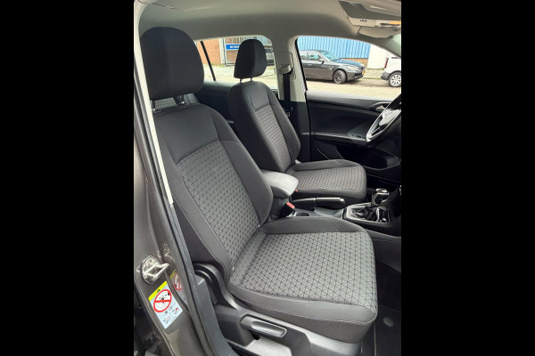 Volkswagen T-Cross 1.0 TSI Life - AUTOMAAT I Apple CarPlay / Navigatie I Airco I Sport velgen I LED I PDC I Dealer onderhouden