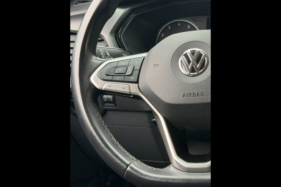 Volkswagen T-Cross 1.0 TSI Life - AUTOMAAT I Apple CarPlay / Navigatie I Airco I Sport velgen I LED I PDC I Dealer onderhouden