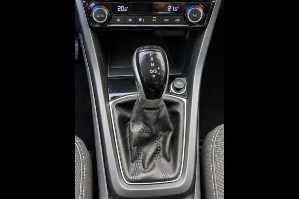 Volkswagen T-Cross 1.0 TSI Life - AUTOMAAT I Apple CarPlay / Navigatie I Airco I Sport velgen I LED I PDC I Dealer onderhouden
