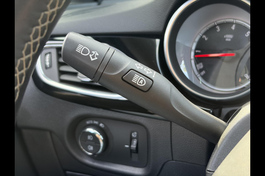 Opel Astra Sports Tourer 1.4 Business Executive ✓2 Eigenaar✓Camera✓Navi✓Trekhaakt✓Carplay✓Stoelverw✓Stuurverw✓Automaat✓Dealer Onderhouden✓Keyless✓Clima✓Cruise✓Pdc V+A✓Halfleder✓Comfortstoelen✓150pk✓Rijstrooksensor✓Dodehoeksensor✓Elekt Stoelen✓Lm velgen✓N.A.P✓Apk tot 03-2027