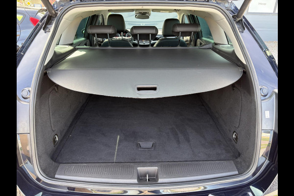 Opel Astra Sports Tourer 1.4 Business Executive ✓2 Eigenaar✓Camera✓Navi✓Trekhaakt✓Carplay✓Stoelverw✓Stuurverw✓Automaat✓Dealer Onderhouden✓Keyless✓Clima✓Cruise✓Pdc V+A✓Halfleder✓Comfortstoelen✓150pk✓Rijstrooksensor✓Dodehoeksensor✓Elekt Stoelen✓Lm velgen✓N.A.P✓Apk tot 03-2027