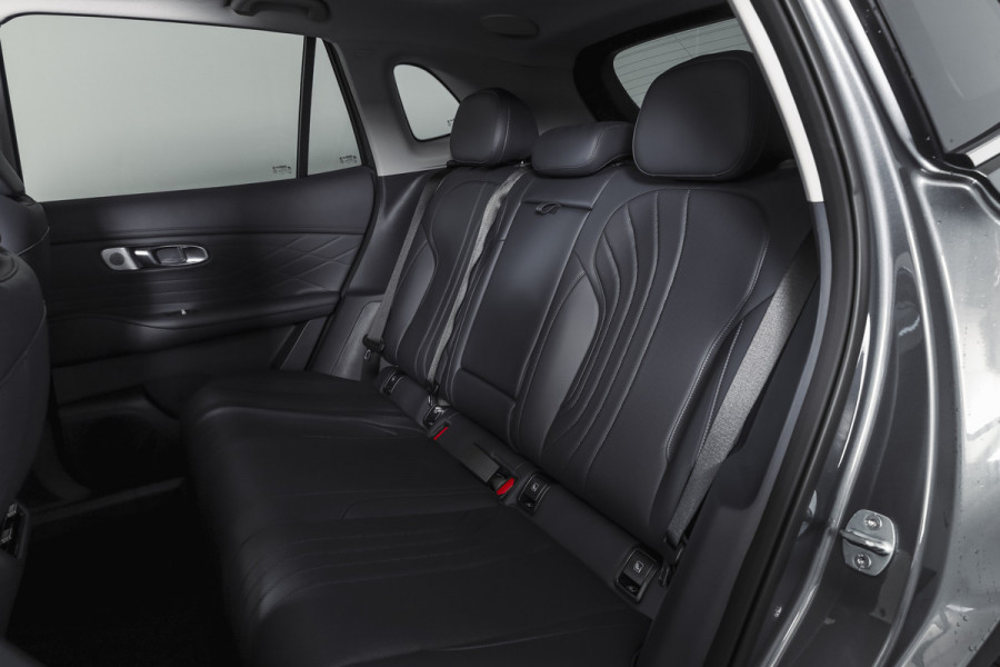 GEELY Starray EM-i 1.5 Max+ PHEV | 136km Elektrisch | S/K-Panodak | 360 Camera | NAV+App. Connect | V2L | Warmtepomp | HUD | Stoelverwarming & verkoeling | Memory | Elek. klep | Flyme | LM 19" | 7263