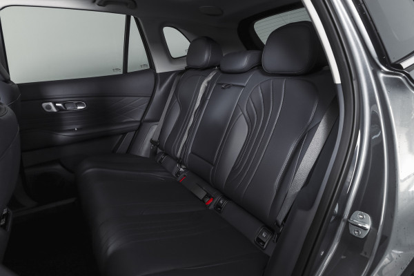 GEELY Starray EM-i 1.5 Max+ PHEV | 136km Elektrisch | S/K-Panodak | 360 Camera | NAV+App. Connect | V2L | Warmtepomp | HUD | Stoelverwarming & verkoeling | Memory | Elek. klep | Flyme | LM 19" | 7263