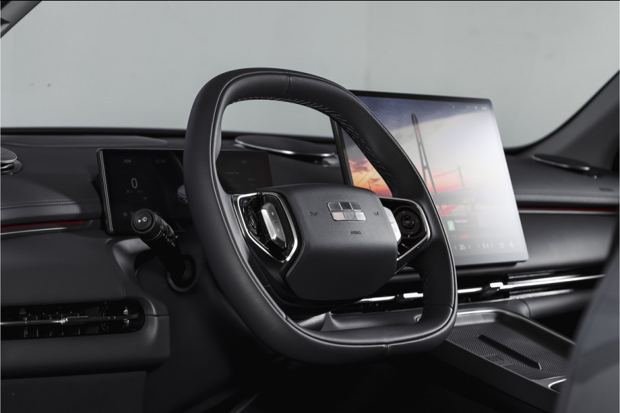 GEELY Starray EM-i 1.5 Max+ PHEV | 136km Elektrisch | S/K-Panodak | 360 Camera | NAV+App. Connect | V2L | Warmtepomp | HUD | Stoelverwarming & verkoeling | Memory | Elek. klep | Flyme | LM 19" | 7263