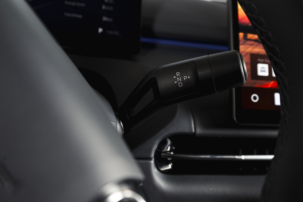 GEELY Starray EM-i 1.5 Max+ PHEV | 136km Elektrisch | S/K-Panodak | 360 Camera | NAV+App. Connect | V2L | Warmtepomp | HUD | Stoelverwarming & verkoeling | Memory | Elek. klep | Flyme | LM 19" | 7263