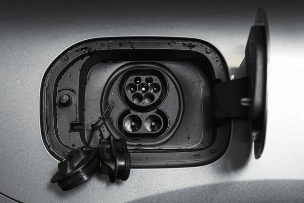 GEELY Starray EM-i 1.5 Max+ PHEV | 136km Elektrisch | S/K-Panodak | 360 Camera | NAV+App. Connect | V2L | Warmtepomp | HUD | Stoelverwarming & verkoeling | Memory | Elek. klep | Flyme | LM 19" | 7263
