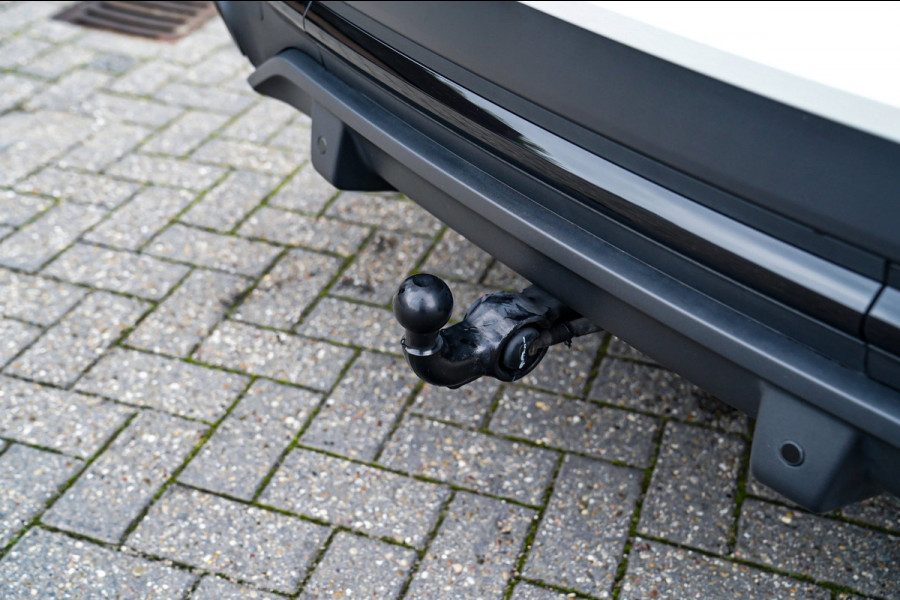 Audi Q5 Sportback 55 TFSI e S edition | Panorama | Massage | Trekhaak | Luchtvering | Bang & Olufsen | S-line | RS vlak stuur |