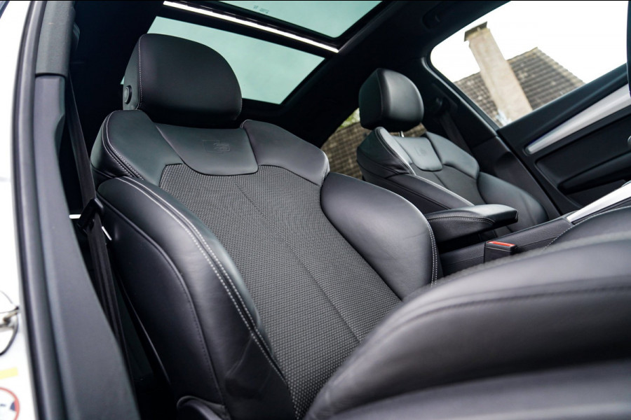 Audi Q5 Sportback 55 TFSI e S edition | Panorama | Massage | Trekhaak | Luchtvering | Bang & Olufsen | S-line | RS vlak stuur |