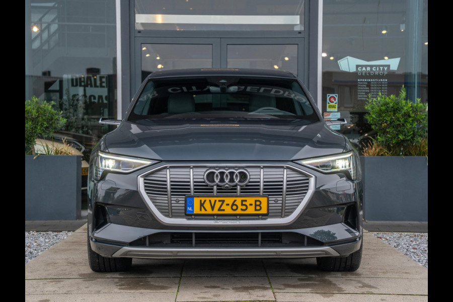 Audi e-tron 55 quattro 408pk S edition 95 kWh | Fabrieksgarantie 01-2028 | Nightvision | 360 Camera