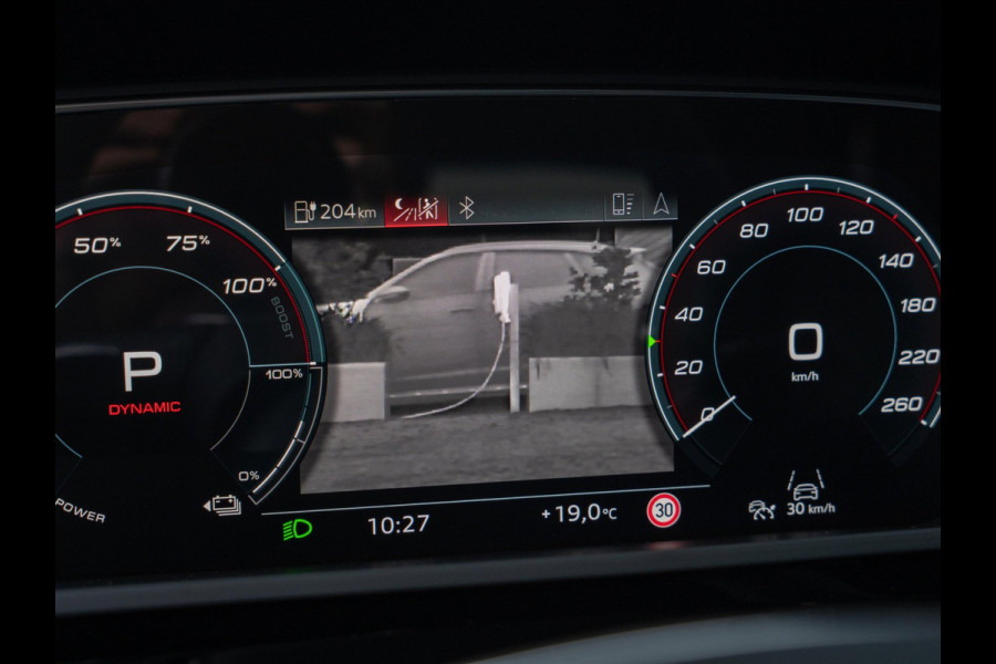 Audi e-tron 55 quattro 408pk S edition 95 kWh | Fabrieksgarantie 01-2028 | Nightvision | 360 Camera
