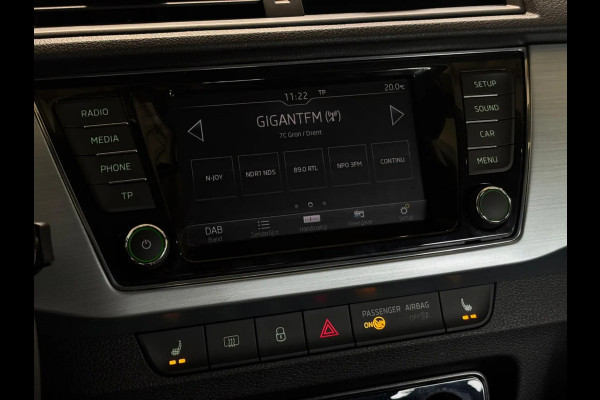 Škoda Fabia 1.0 TSI Drive(Goed OndH, StoelV, Parkeersensoren, Trekhaak, DAB-Tuner, Carplay(voorbereid), Climate Con, Etc)