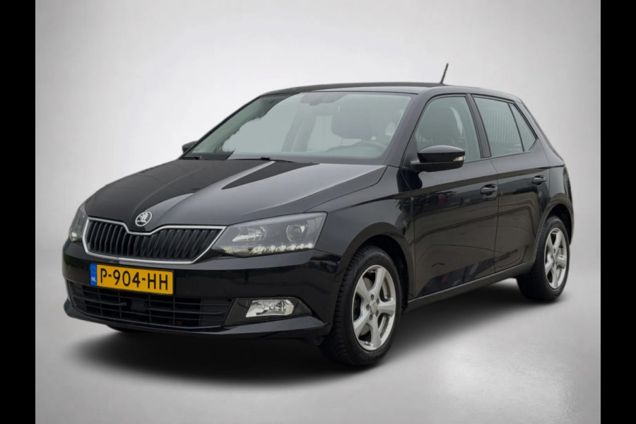 Škoda Fabia 1.0 TSI Drive(Goed OndH, StoelV, Parkeersensoren, Trekhaak, DAB-Tuner, Carplay(voorbereid), Climate Con, Etc)