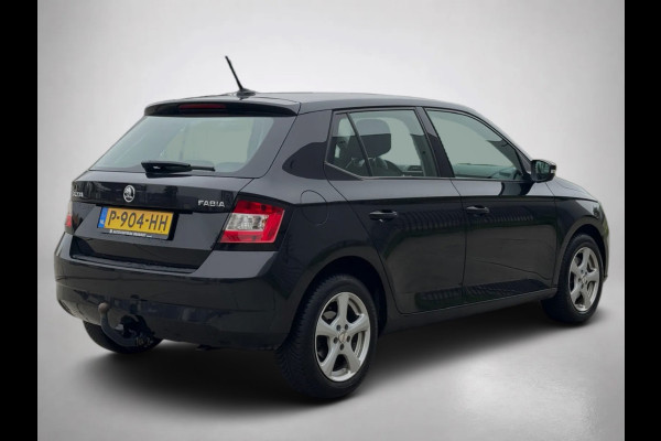 Škoda Fabia 1.0 TSI Drive(Goed OndH, StoelV, Parkeersensoren, Trekhaak, DAB-Tuner, Carplay(voorbereid), Climate Con, Etc)