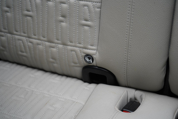 Fiat 500E Cabrio La Prima by Bocelli 42 kWh | SoH 94,9% | Navigatie | Carplay | Camera | Stoelverwarming | JBL | Parkeersensoren