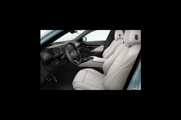 BMW 5 Serie Touring 530e M-Sport - Pano - Trekhaak - ACC - Head-up - Harman Kardon
