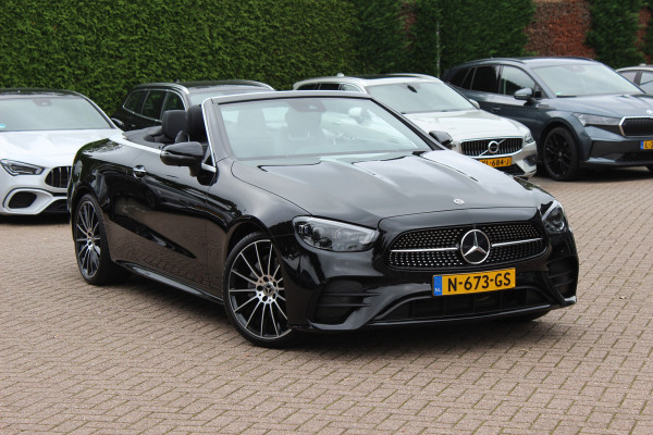 Mercedes-Benz E-Klasse Cabrio 200 AMG Line / Nieuwstaat / Camera / Burmester / Luxe Leder / Memory Seats / 19'' / Matrix LED / Nekverwarming / CarPlay / Sfeerverlichting / Windscherm / Stoelverwarming+Ventilatie / DAB / Cruise Control