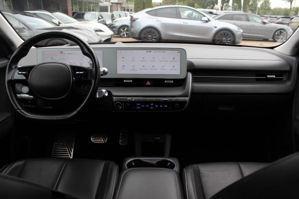 Hyundai IONIQ 5 Connect+ 73kWh / SoH 86,2% / Camera / Head-up / Leder / CarPlay / V2L / 19'' / Warmtepomp / Stoelverwarming / Dodehoek / DAB / ACC