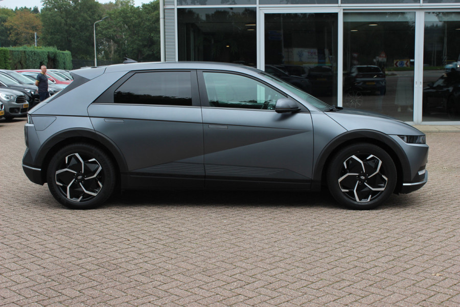 Hyundai IONIQ 5 Connect+ 73kWh / SoH 86,2% / Camera / Head-up / Leder / CarPlay / V2L / 19'' / Warmtepomp / Stoelverwarming / Dodehoek / DAB / ACC
