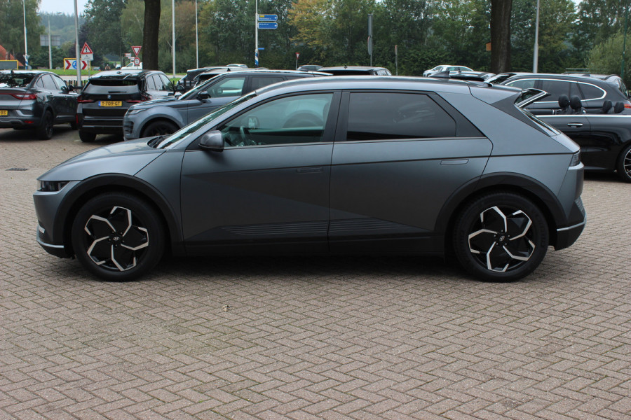 Hyundai IONIQ 5 Connect+ 73kWh / SoH 86,2% / Camera / Head-up / Leder / CarPlay / V2L / 19'' / Warmtepomp / Stoelverwarming / Dodehoek / DAB / ACC