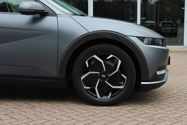 Hyundai IONIQ 5 Connect+ 73kWh / SoH 86,2% / Camera / Head-up / Leder / CarPlay / V2L / 19'' / Warmtepomp / Stoelverwarming / Dodehoek / DAB / ACC
