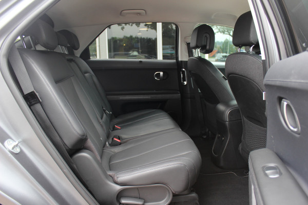 Hyundai IONIQ 5 Connect+ 73kWh / SoH 86,2% / Camera / Head-up / Leder / CarPlay / V2L / 19'' / Warmtepomp / Stoelverwarming / Dodehoek / DAB / ACC