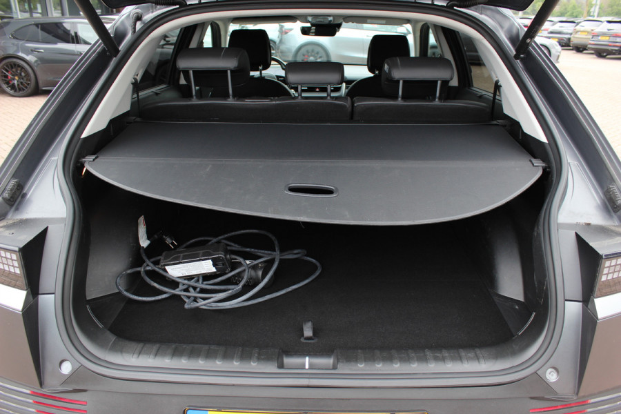 Hyundai IONIQ 5 Connect+ 73kWh / SoH 86,2% / Camera / Head-up / Leder / CarPlay / V2L / 19'' / Warmtepomp / Stoelverwarming / Dodehoek / DAB / ACC