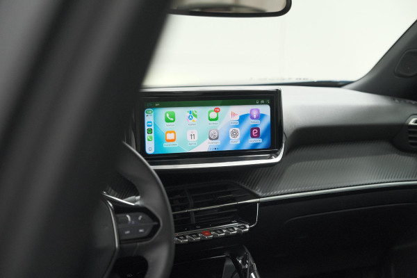 Peugeot e-2008 EV Allure Avantage 54 kWh | 97,8% SOH | 11 KW Lader | Apple Carplay | Parkeersensoren