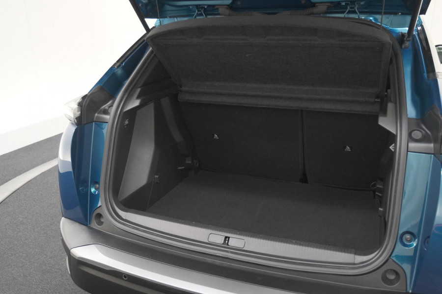 Peugeot e-2008 EV Allure Avantage 54 kWh | 97,8% SOH | 11 KW Lader | Apple Carplay | Parkeersensoren