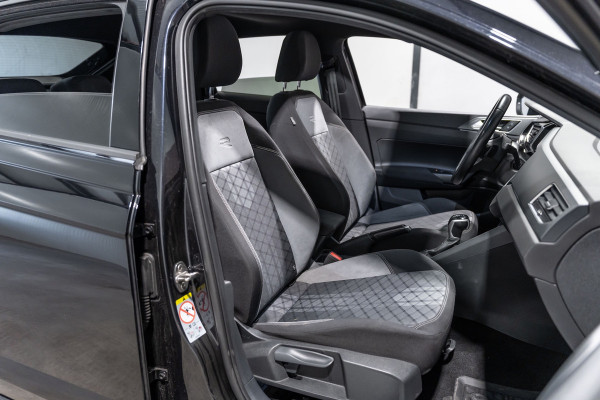 Volkswagen Taigo 1.5 TSI R-Line DSG PANO PDC Keyless