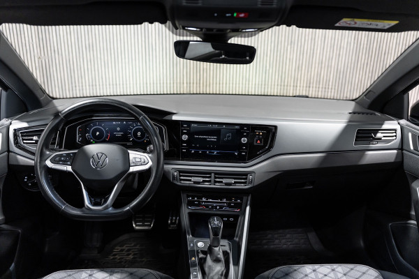 Volkswagen Taigo 1.5 TSI R-Line DSG PANO PDC Keyless
