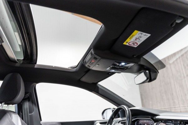 Volkswagen Taigo 1.5 TSI R-Line DSG PANO PDC Keyless