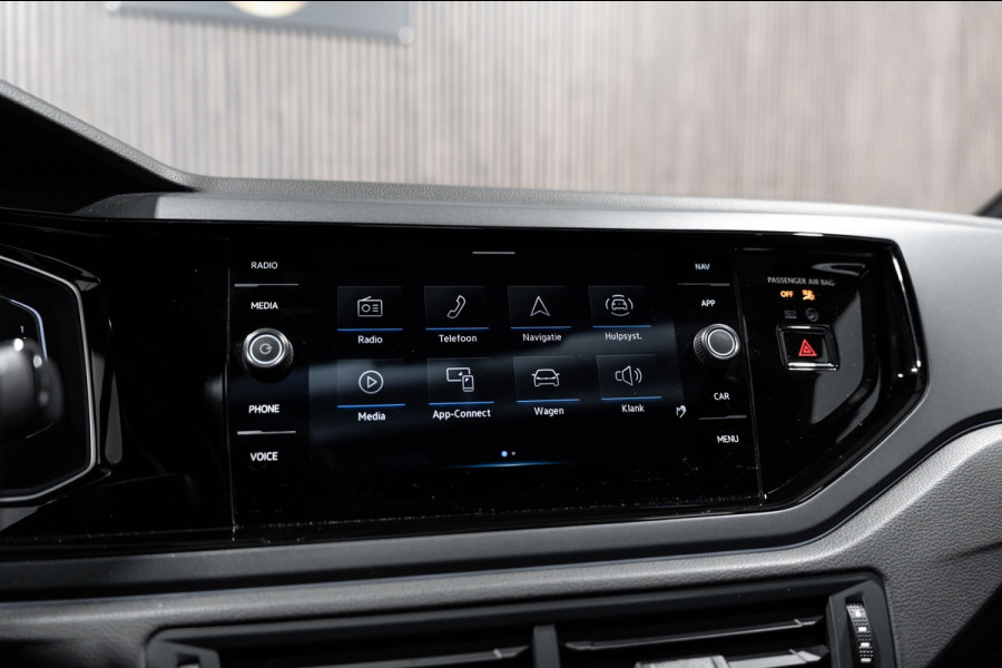 Volkswagen Taigo 1.5 TSI R-Line DSG PANO PDC Keyless