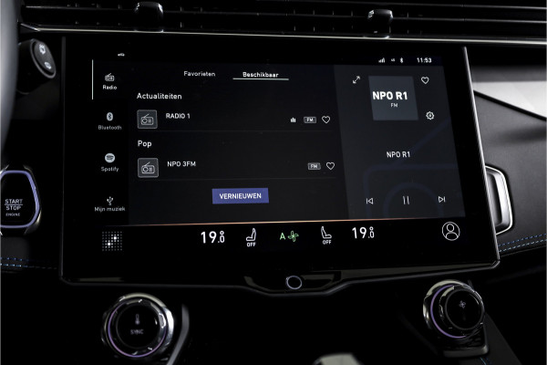 Lynk & Co 01 1.5 PHEV 261PK MY23 | Blackpakket | Donkere hemel | 360 Camera | 7.4 kWh Boordlader | S/K-panodak | Adapt. Cruise | Memory | Elek. klep | LM 20" | 1904