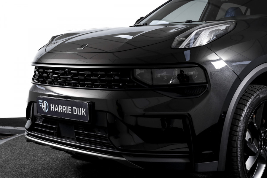Lynk & Co 01 1.5 PHEV 261PK MY23 | Blackpakket | Donkere hemel | 360 Camera | 7.4 kWh Boordlader | S/K-panodak | Adapt. Cruise | Memory | Elek. klep | LM 20" | 1904