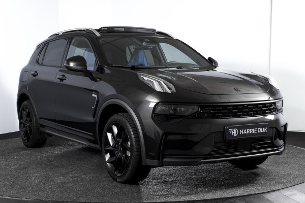 Lynk & Co 01 1.5 PHEV 261PK MY23 | Blackpakket | Donkere hemel | 360 Camera | 7.4 kWh Boordlader | S/K-panodak | Adapt. Cruise | Memory | Elek. klep | LM 20" | 1904