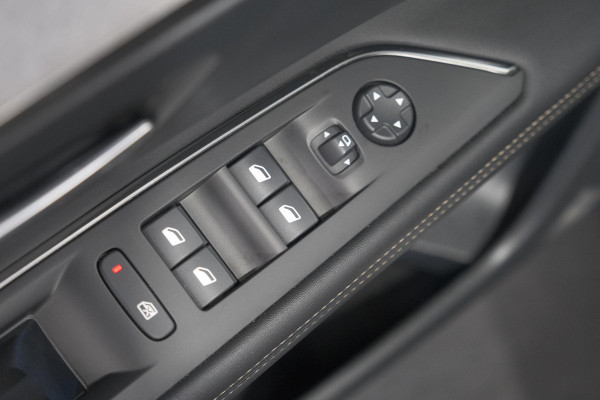 Peugeot 3008 PureTech 130 EAT8 GT | Adaptieve Cruise Control | Camera | Navigatie | Apple Carplay