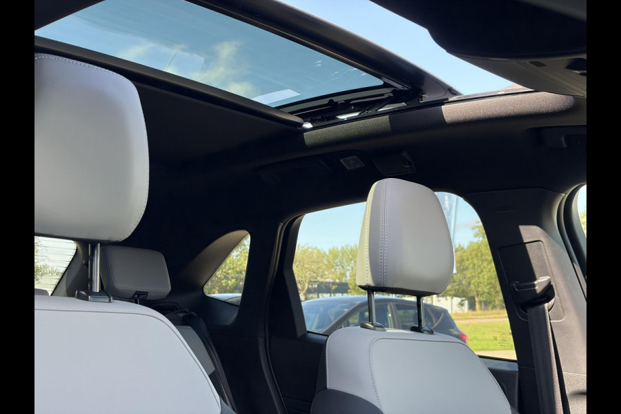 Ford Kuga 2.5 PHEV Sound Edition 243pk | Ford Voorraad | Panorama Dak | 20 inch Lichtmetaal | Winterpack | Matrix LED | Driver Assistance Pack