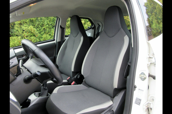 Toyota Aygo 1.0 VVT-i x 5-drs * Camera * Carplay *