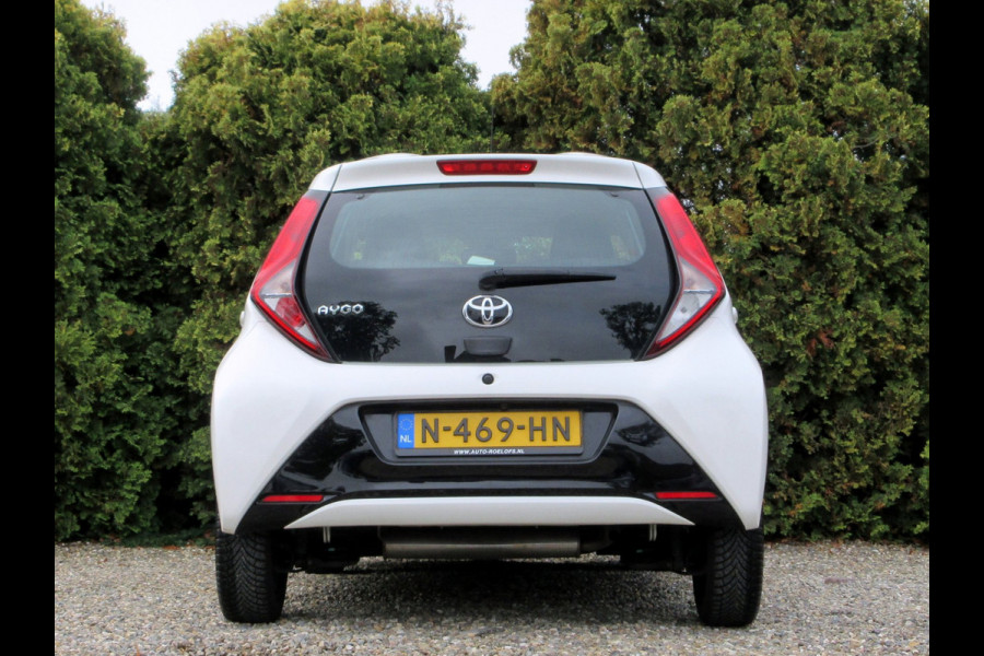 Toyota Aygo 1.0 VVT-i x 5-drs * Camera * Carplay *