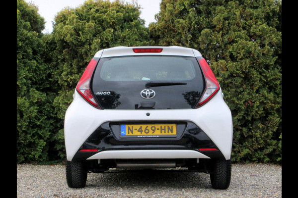 Toyota Aygo 1.0 VVT-i x 5-drs * Camera * Carplay *