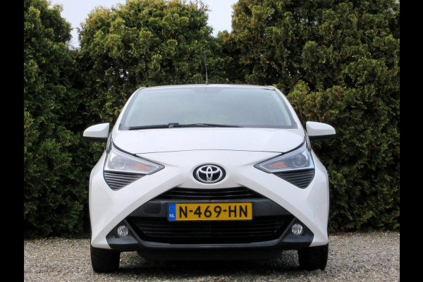 Toyota Aygo 1.0 VVT-i x 5-drs * Camera * Carplay *