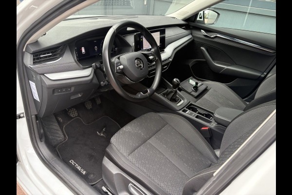 Škoda Octavia Combi 1.0 TSi Bns.Edition Plus KEYLESS/VIRTUAL/DODEHOEK/ADAPT.CRUISE/18INCH/TREKHAAK