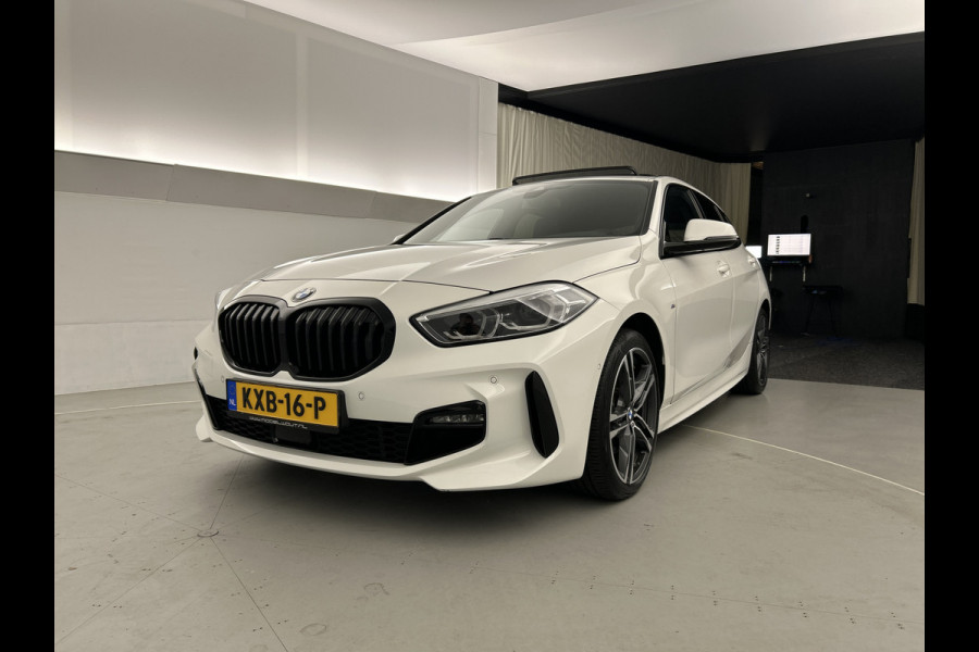 BMW 1-serie 118i AUT M Sport panodak/Cruise/Shadow line