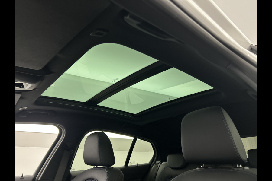 BMW 1-serie 118i AUT M Sport panodak/Cruise/Shadow line