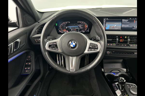 BMW 1-serie 118i AUT M Sport panodak/Cruise/Shadow line