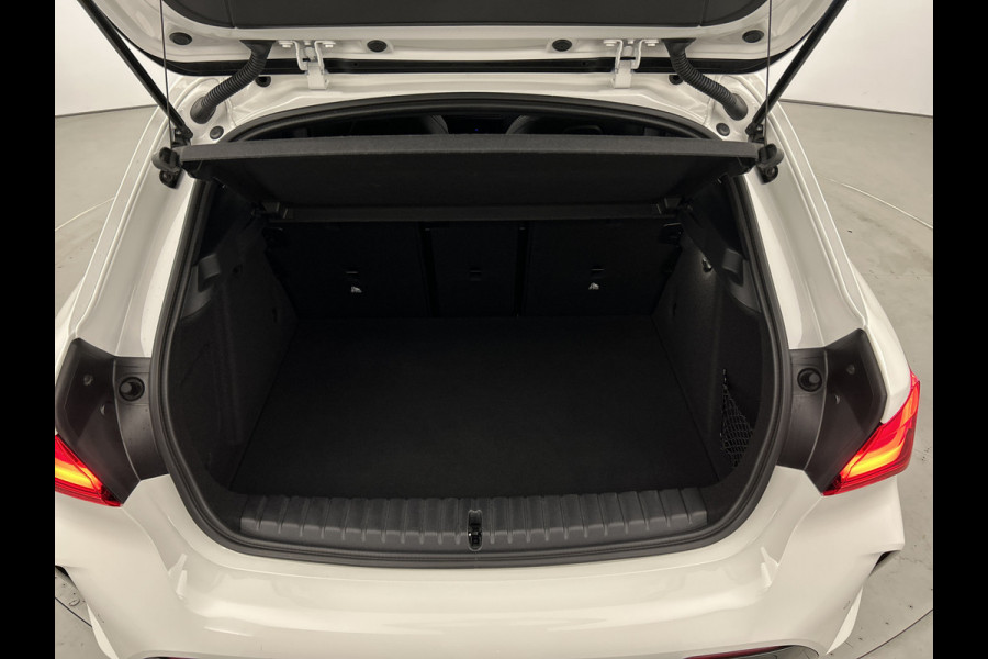 BMW 1-serie 118i AUT M Sport panodak/Cruise/Shadow line