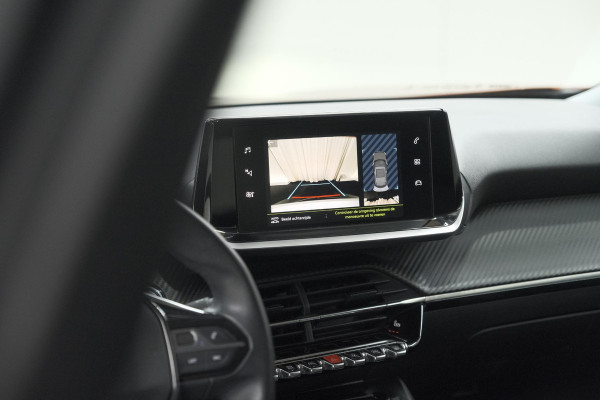 Peugeot 2008 PureTech 130 Allure Pack | Trekhaak | Adaptieve Cruise Control | Camera | Stoelverwarming