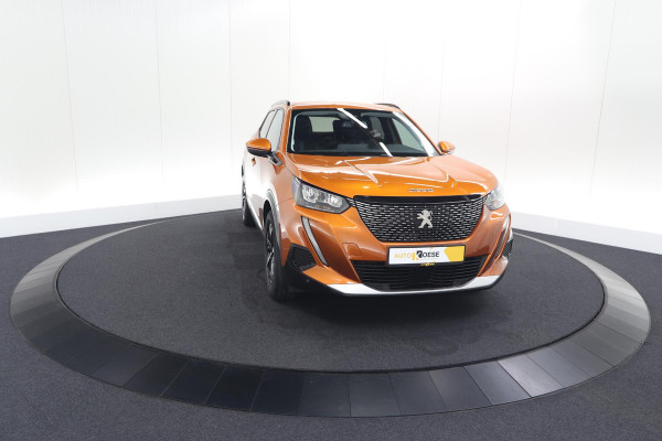 Peugeot 2008 PureTech 130 Allure Pack | Trekhaak | Adaptieve Cruise Control | Camera | Stoelverwarming