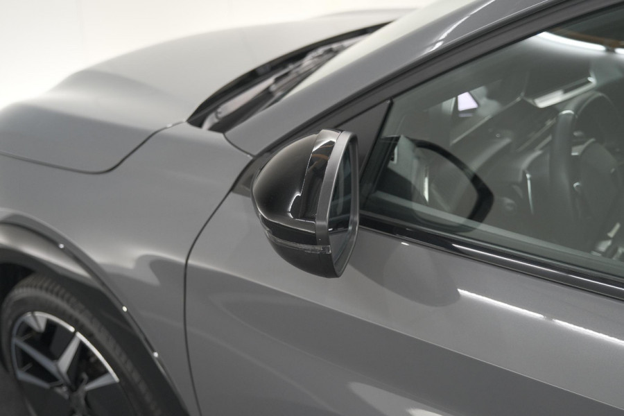 Peugeot 208 1.2 Hybrid 145 e-DCS6 GT | Alcantara Pakket | Camera | Apple Carplay | Stoelverwarming